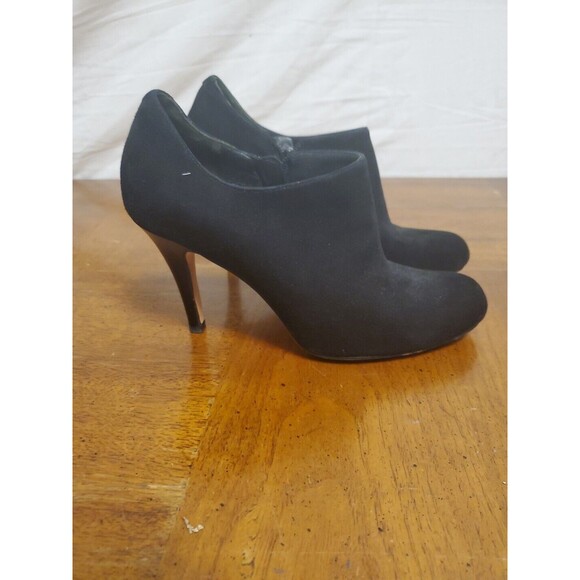 COLE HAAN Nikeair Black Suede Side Zip Stiletto Ankle Boots Booties Sz 6.5 B - Picture 4 of 6
